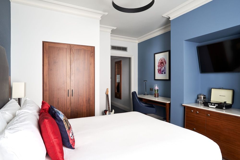 The Cumberland, London Classic Double Room