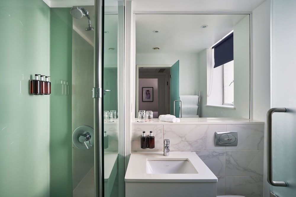 The Cumberland, London Classic Twin Room 4