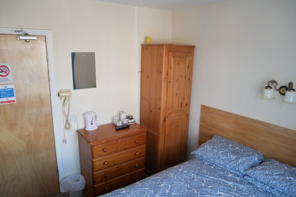 The Monsell Hotel Double Room 2