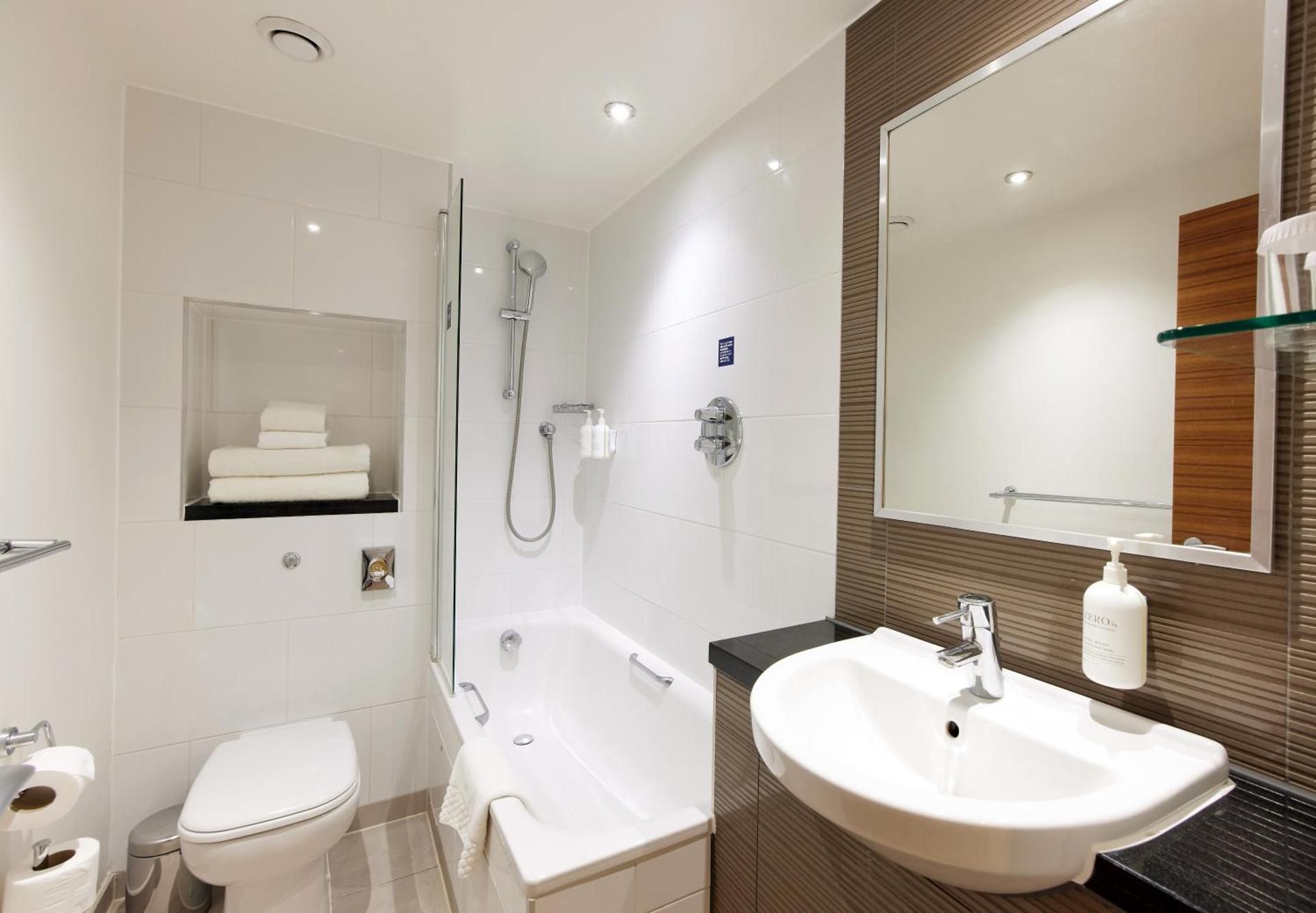 Deluxe Double Garden View