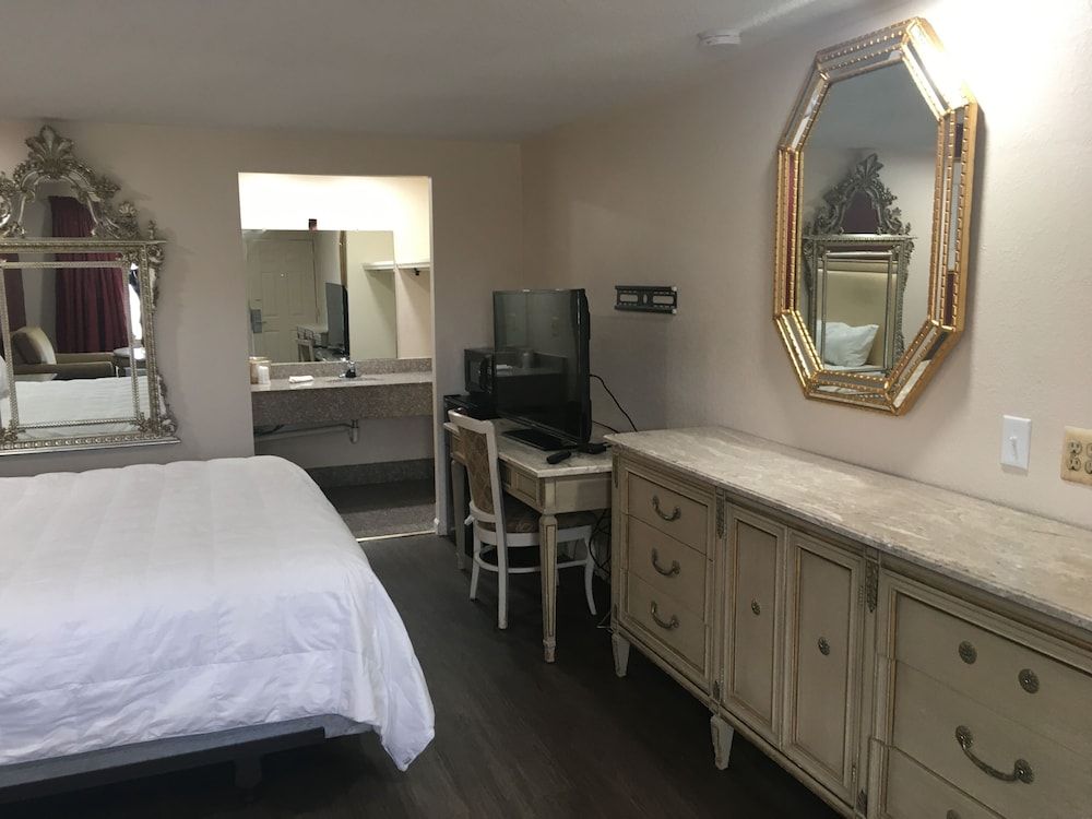 A Victory Inn - Roseville Premium Room 2