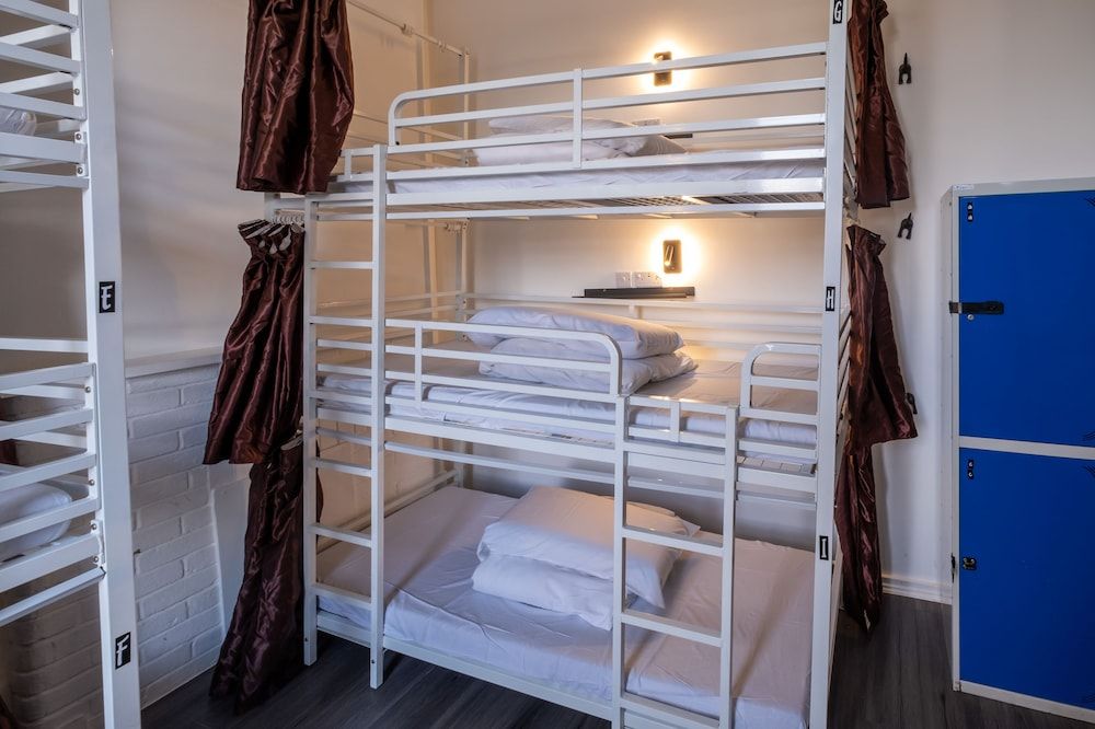 Book a Bed Hostels Shared Dormitory, Mixed Dorm (9 bed) 3