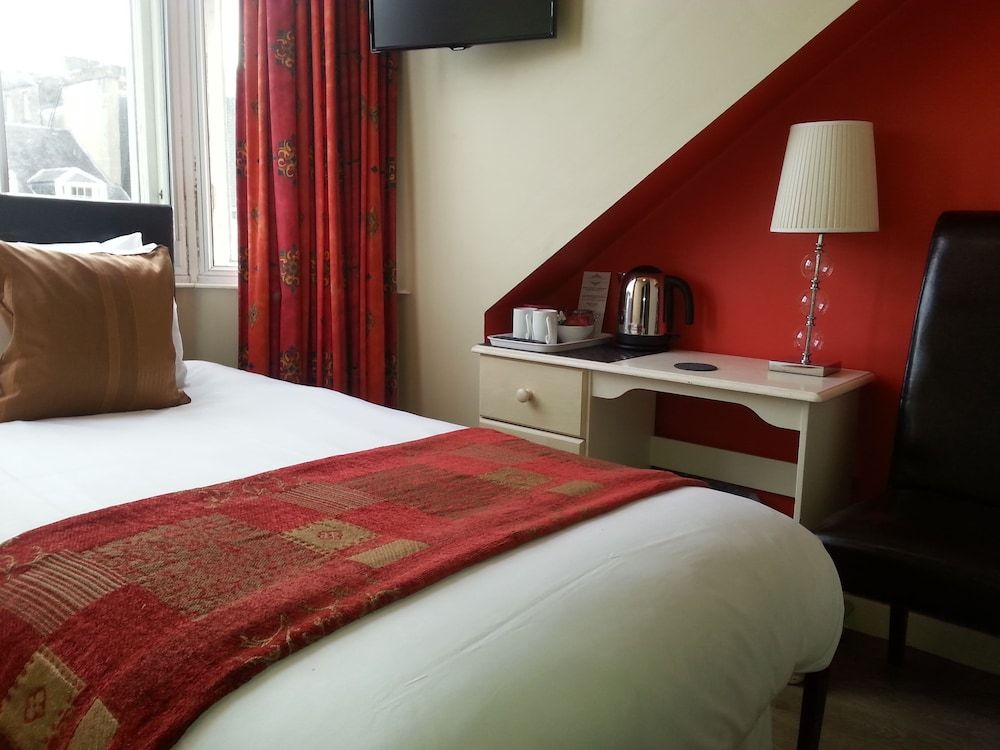 Edinburgh Townhouse Classic Twin Room 3