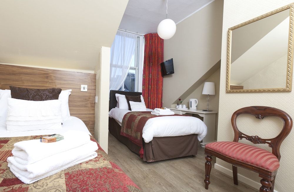 undefined Edinburgh Townhouse 4