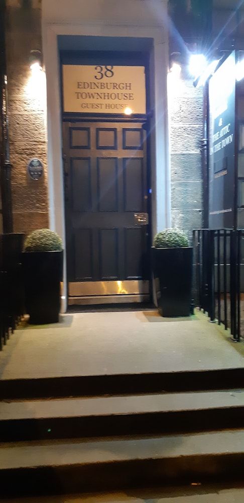 undefined Edinburgh Townhouse 6