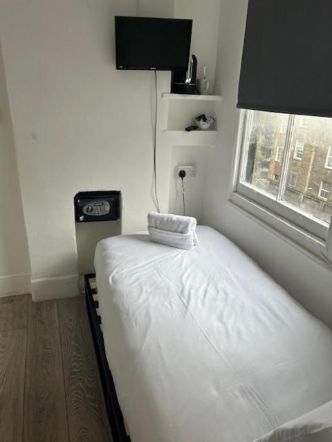 undefined Tony's House Hotel 5