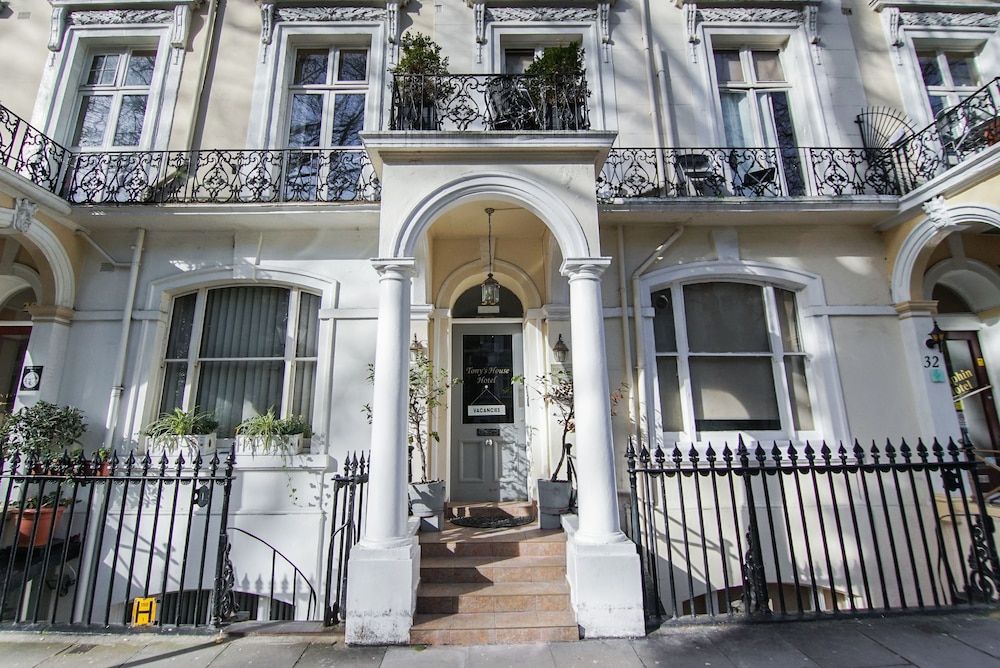 undefined Tony's House Hotel 2