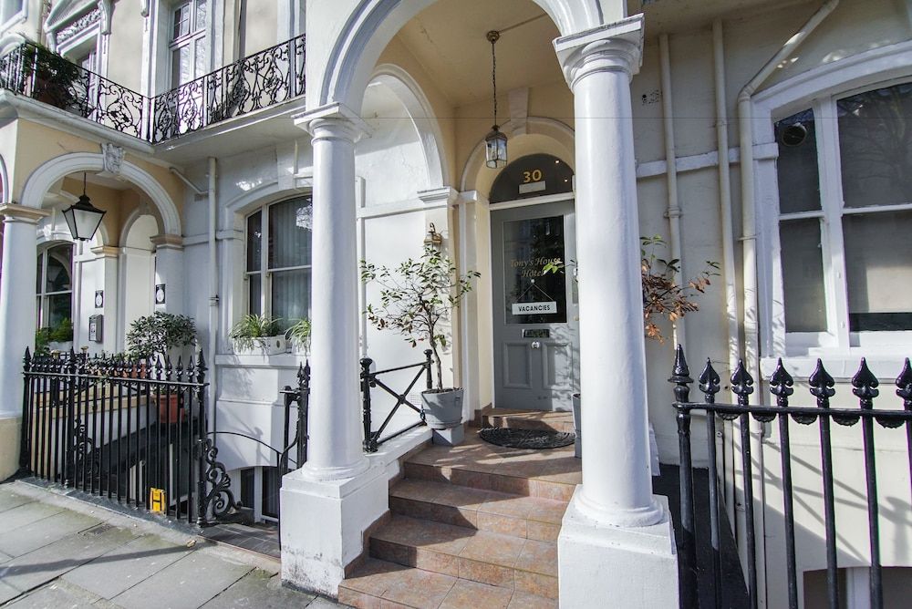 undefined Tony's House Hotel 3