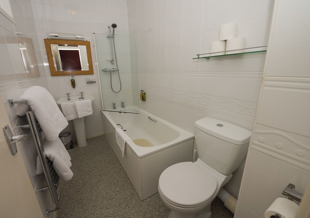 Manor Hotel Deluxe Double Room, 1 King Bed, Sea View 10