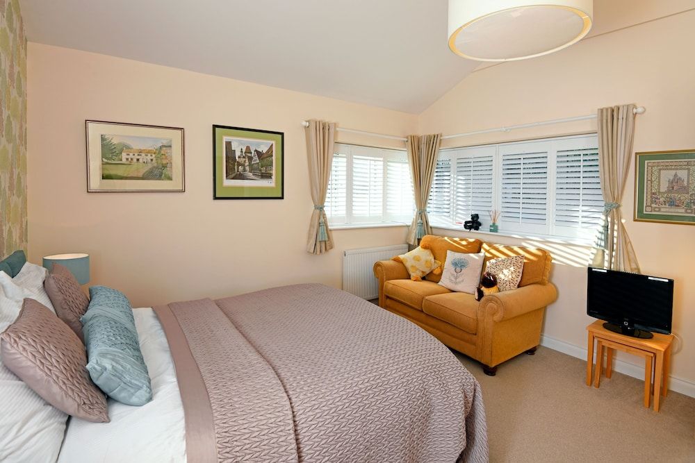 Black Burn Lodge Deluxe Double Room, Ensuite 3