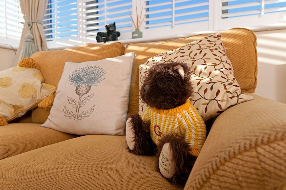 Black Burn Lodge Deluxe Double Room, Ensuite 9