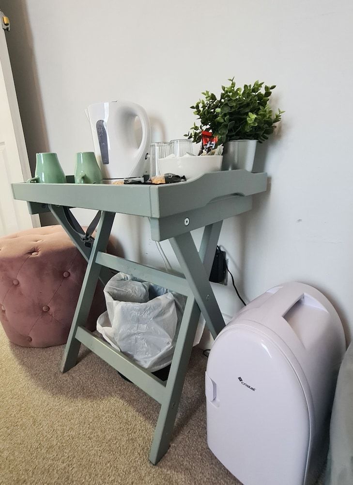 The Alb Basic Single Room, Ensuite 4