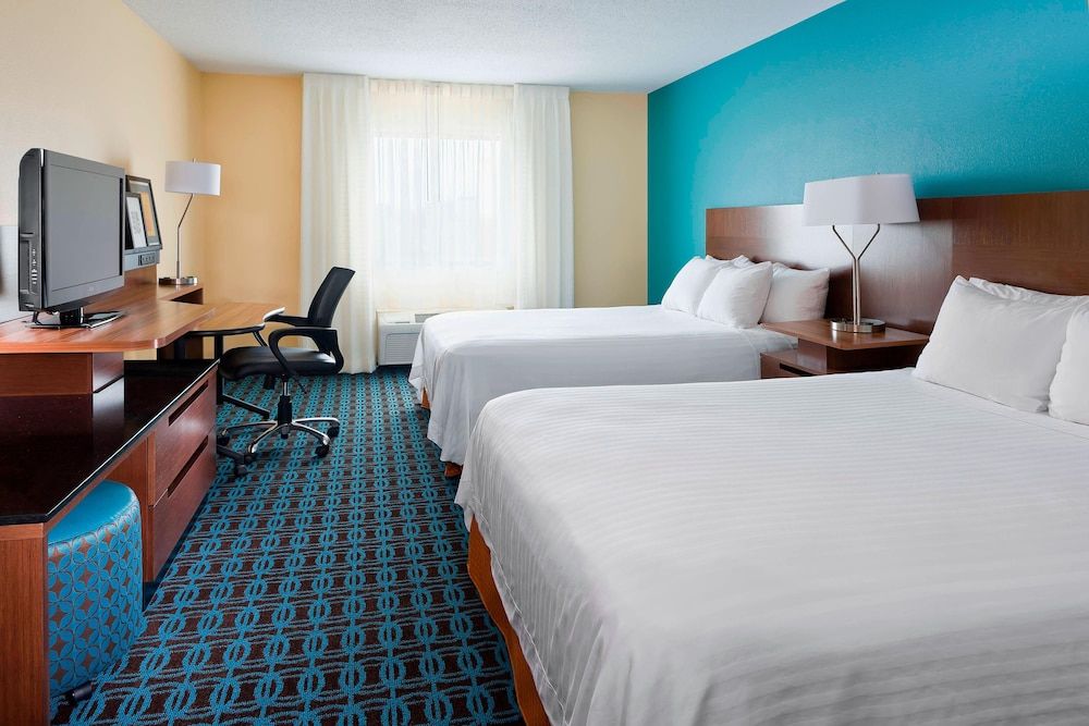 Room, 2 Queen Beds, Non Smoking