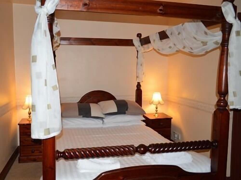 Double Room, Ensuite (Four Poster)