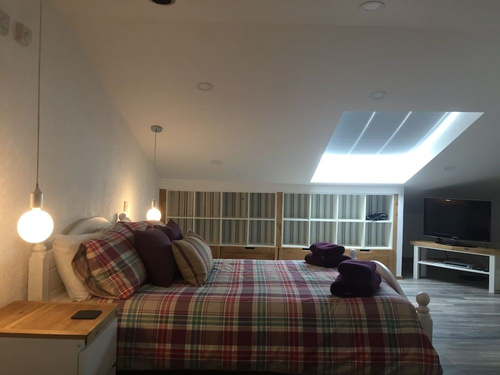 Barton Gate Farm Guesthouse Family Quadruple Room, Ensuite 3