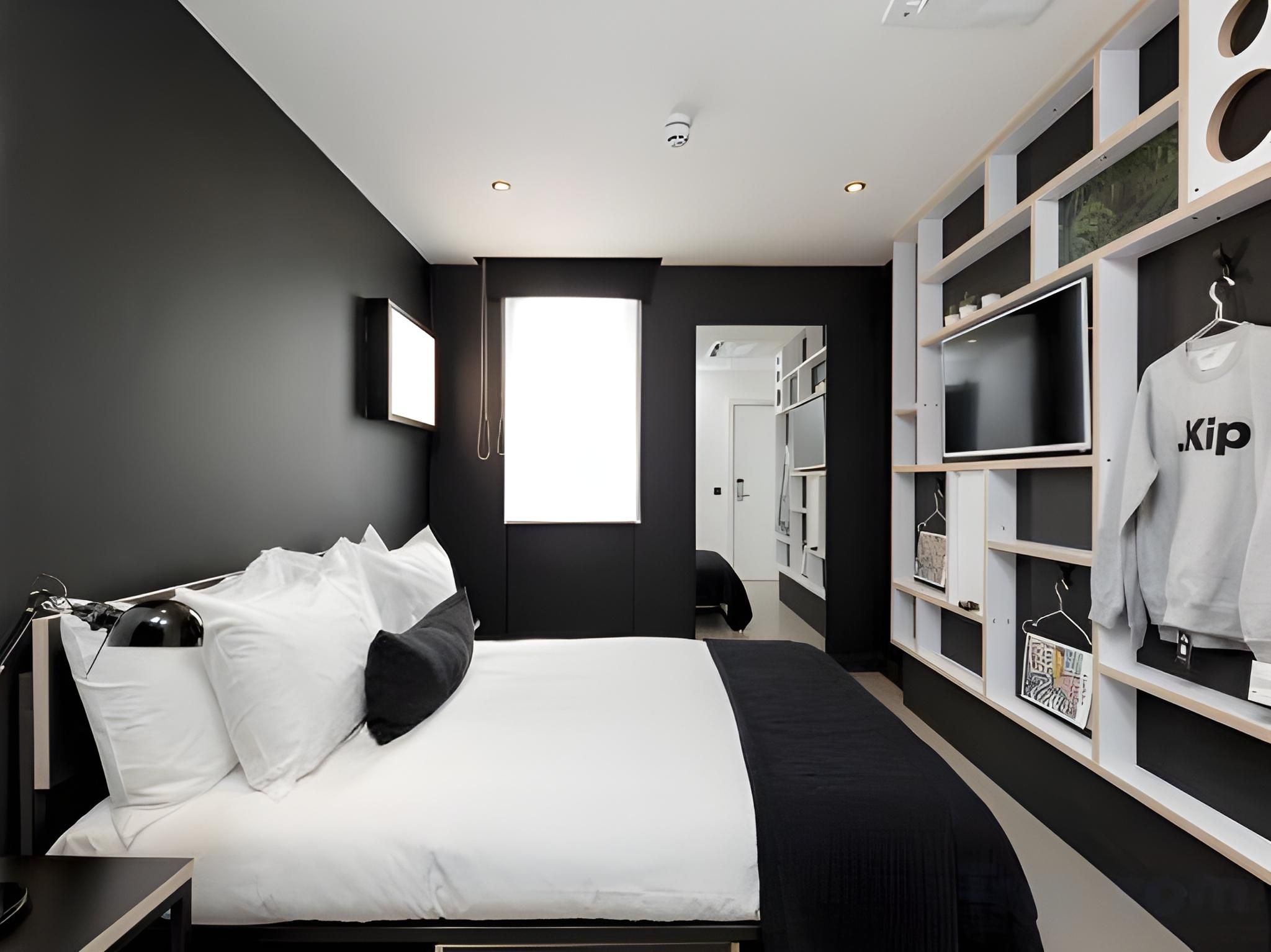 undefined Kip Hotel 8