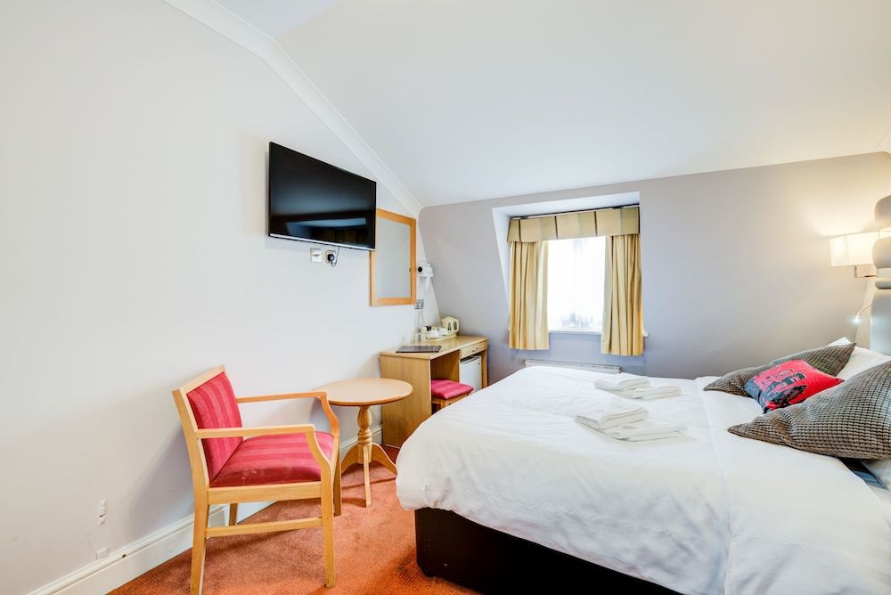 undefined Admiral Hotel at Park Avenue 4