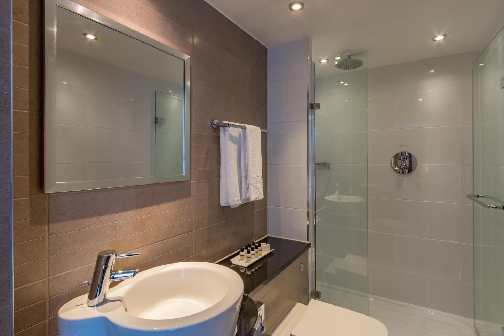 undefined Thistle Trafalgar - Leicester Square 7