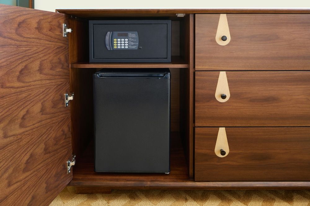 Waikiki Malia Partial Ocean View King 8