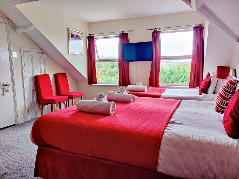 Wentworth House Hotel