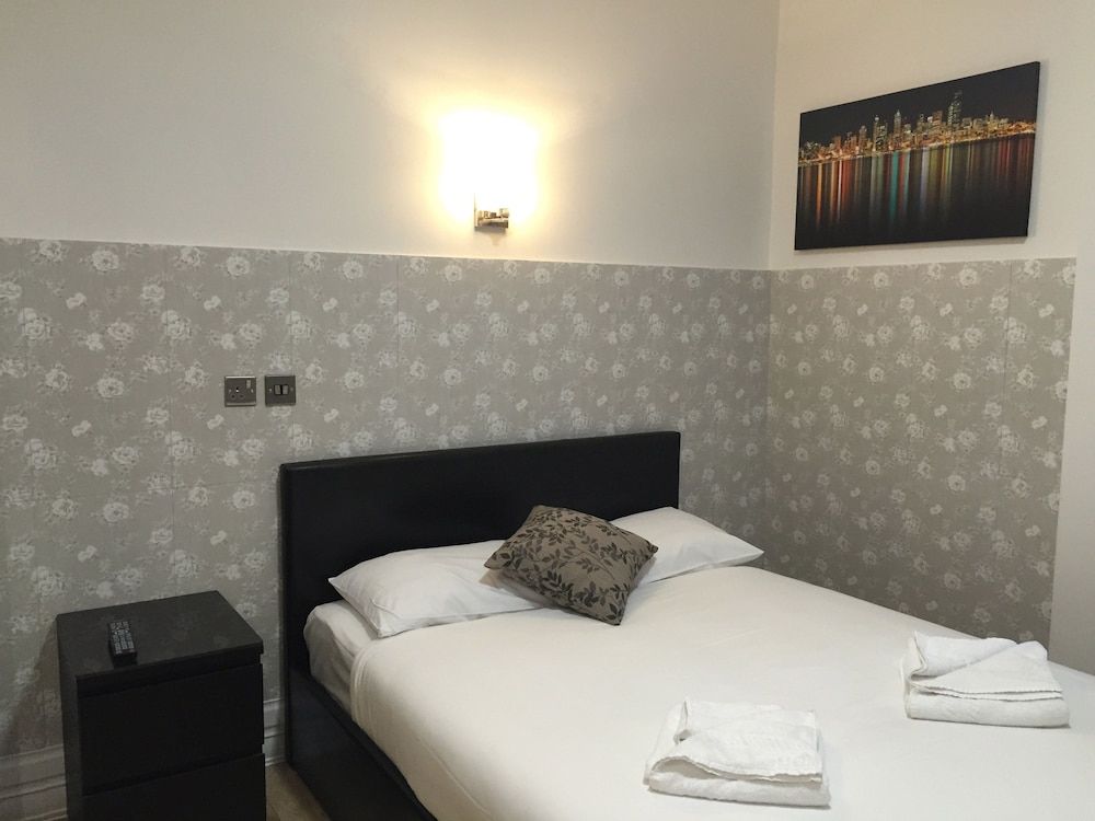 undefined Paddington Apartments