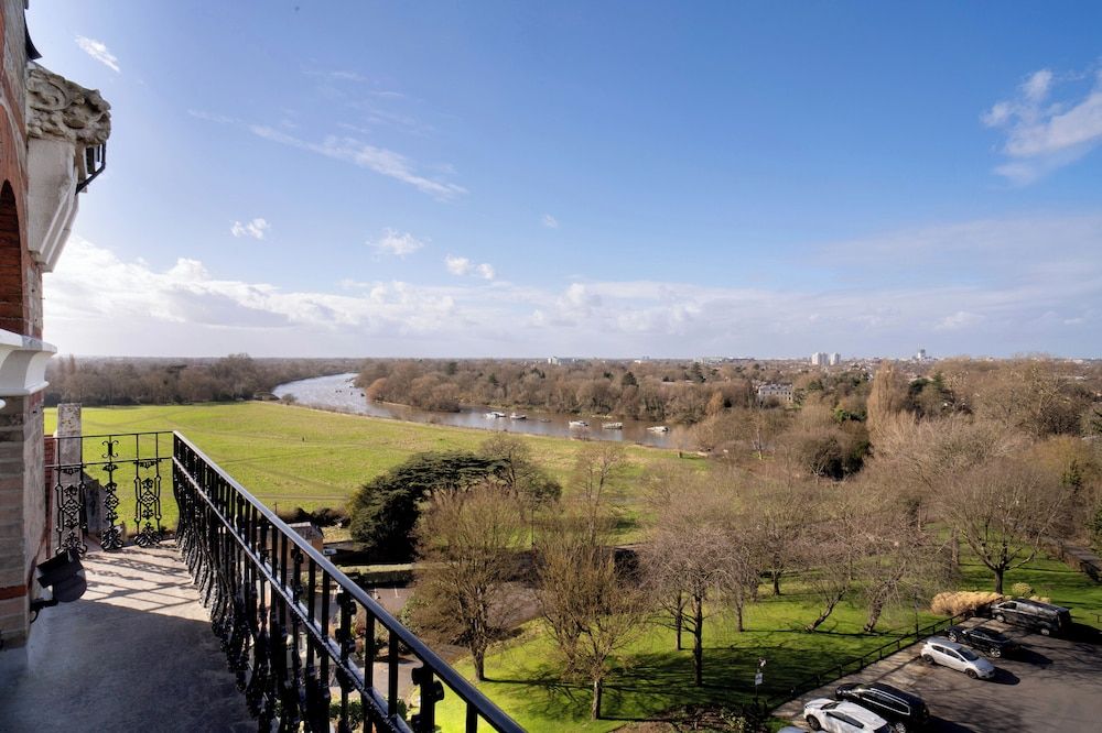 The Petersham Signature Duplex, 1 King Bed 6