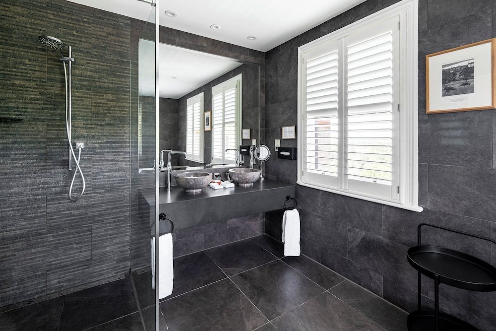 The Petersham Signature Duplex, 1 King Bed 9