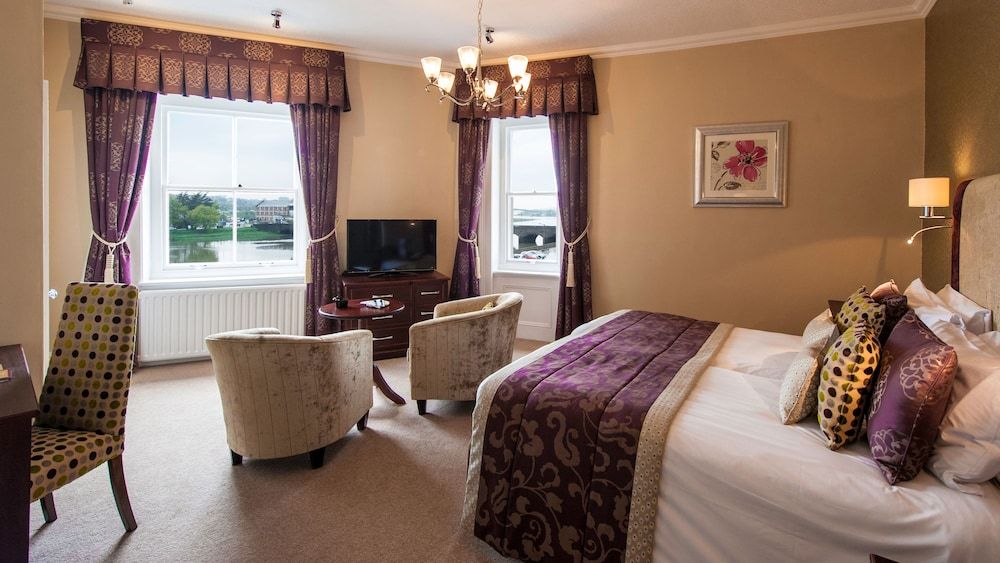 The Imperial Hotel Deluxe Double or Twin Room, River View 4