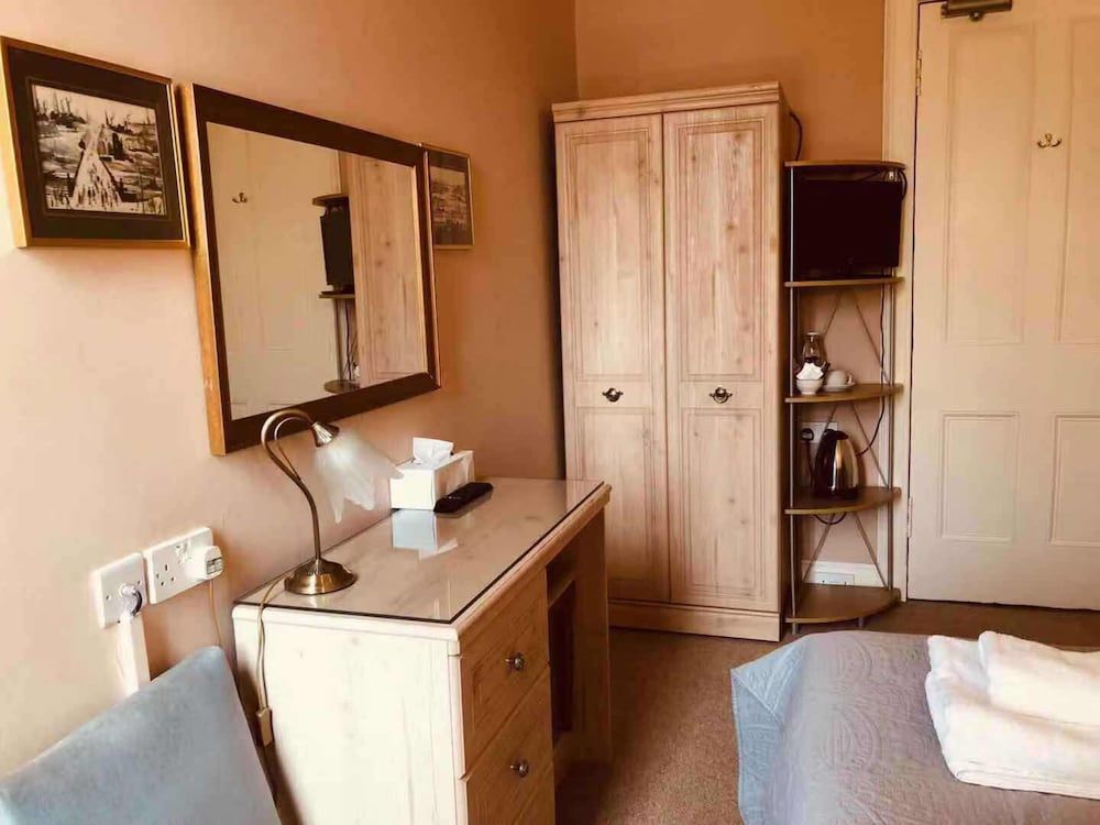 undefined Allison House 16 Guesthouse 3