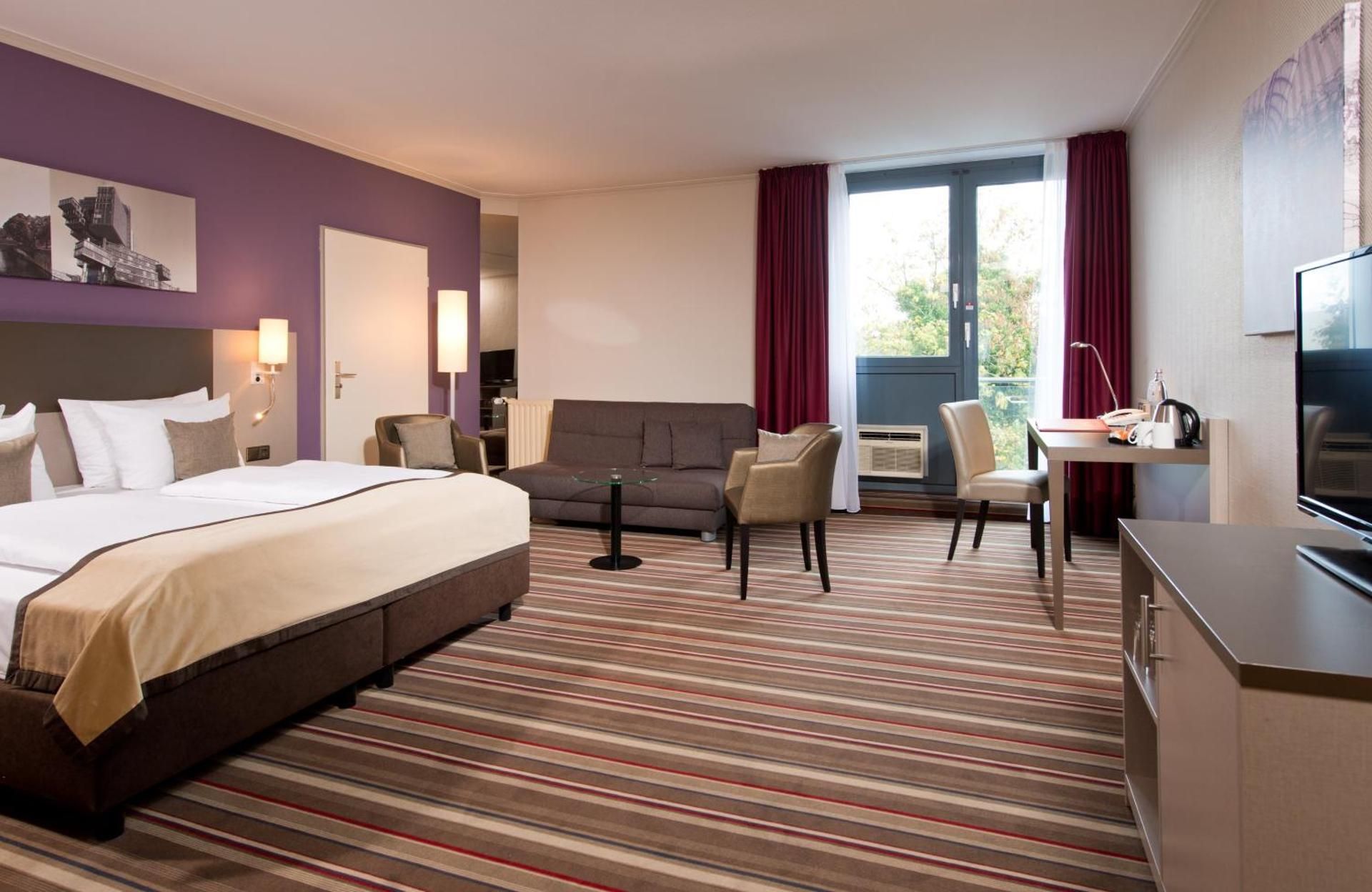 Leonardo Hotel Hannover Airport Standard Suite