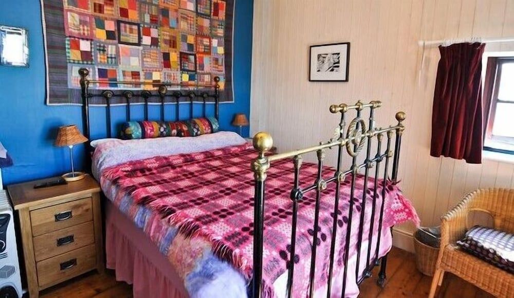 Standard Double Room, Ensuite, Sea View