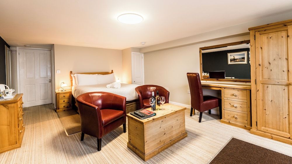 King Arthur's Arms Inn Standard Suite, 2 Bedrooms, Annex Building