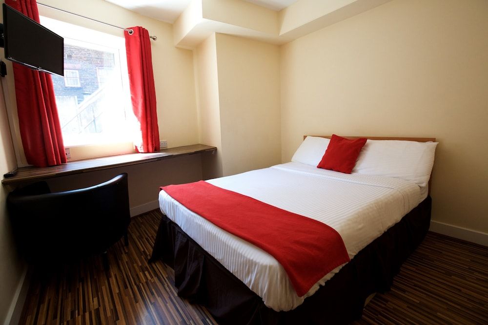 The International Inn Backpackers Hostel