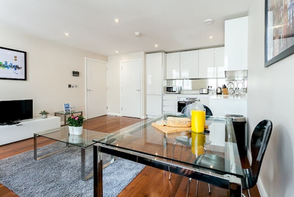 undefined One Bed Serviced Apt near Holborn in Chancery Lane 6