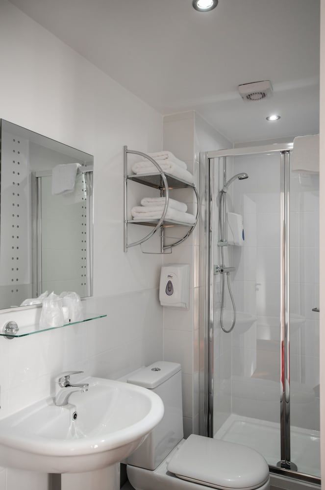 Royal West End Hotel Standard Double Room 18