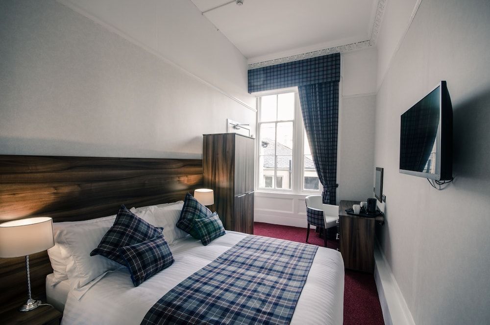 Royal West End Hotel Standard Double Room 13