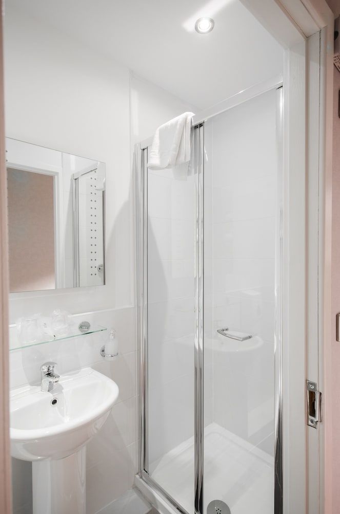 Royal West End Hotel Standard Double Room 20