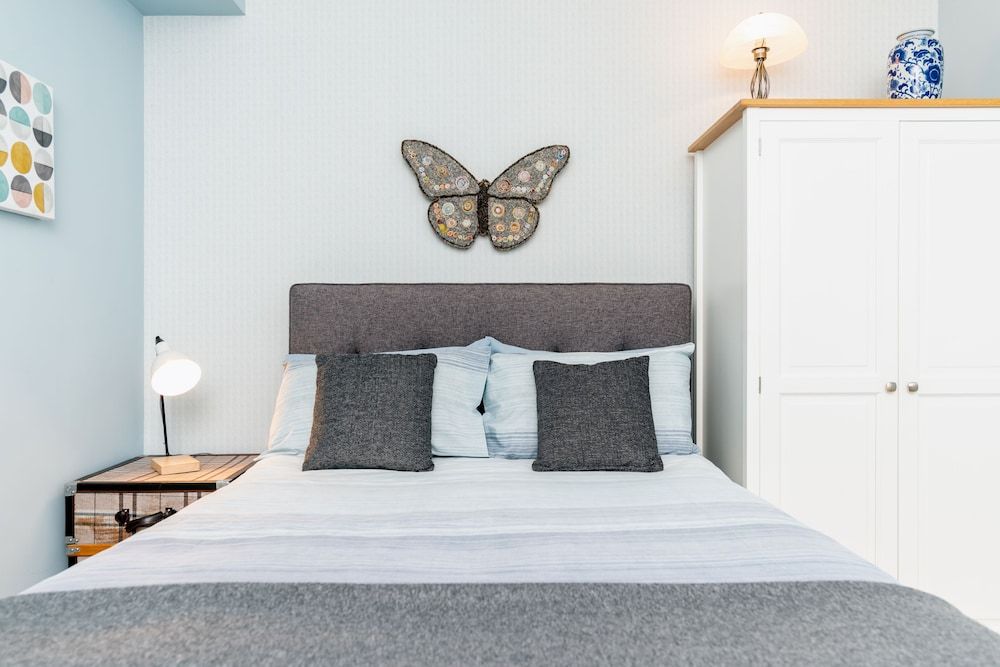 One Bedroom Suite 2