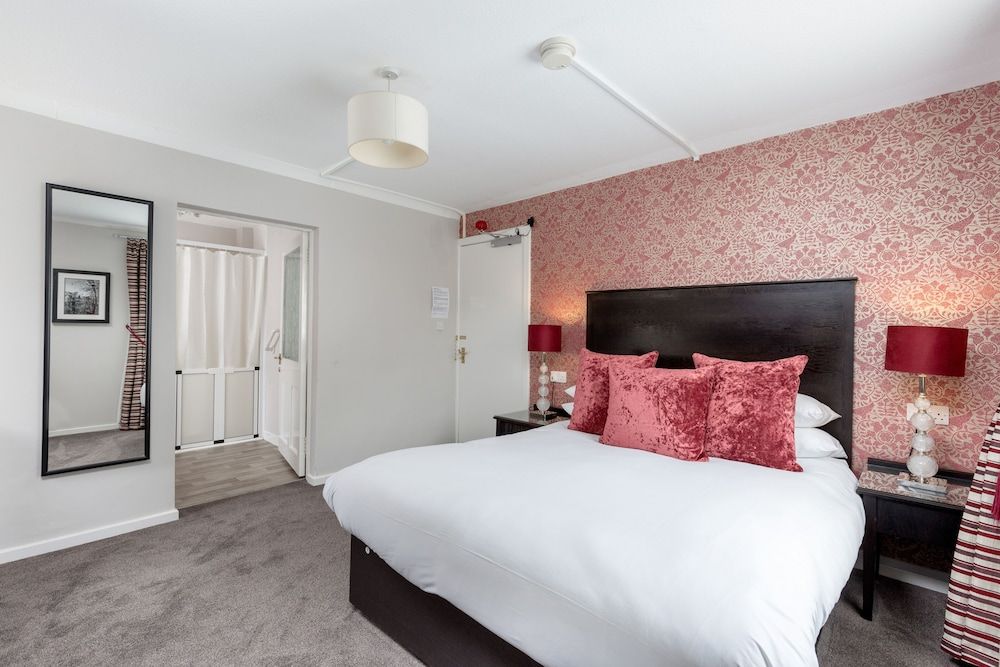 Standard Double Room, Ensuite, Garden View (Accessible )