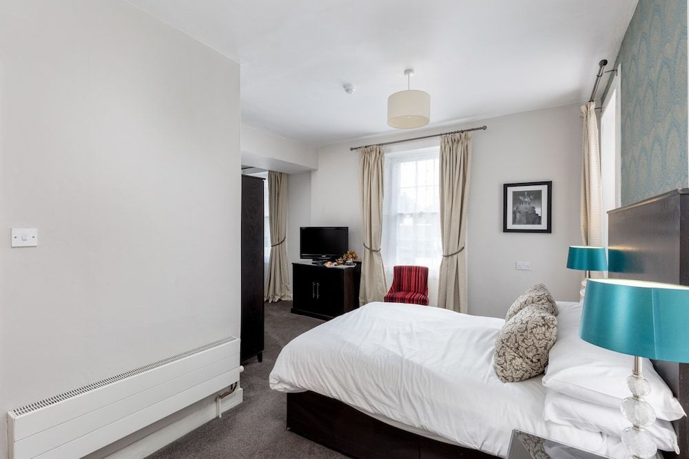 Standard Quadruple Room, Ensuite