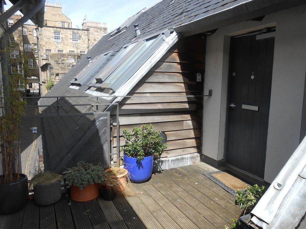 undefined Old Town Apartments 3