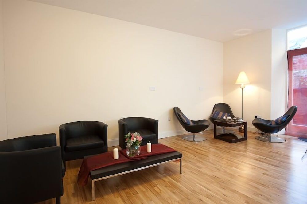 undefined Windsor Street Apartments 8