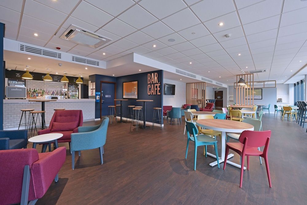 undefined Travelodge London Stratford 5