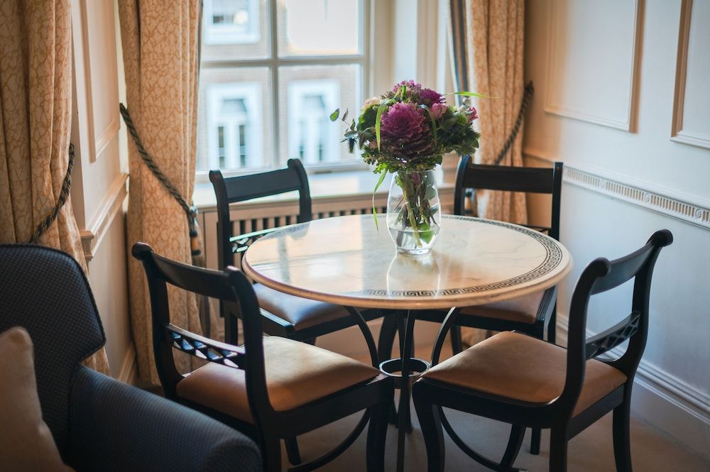 44 Curzon Street Apartments by Mansley Traditional Apartment, 1 Bedroom, Non Smoking, Kitchen 10