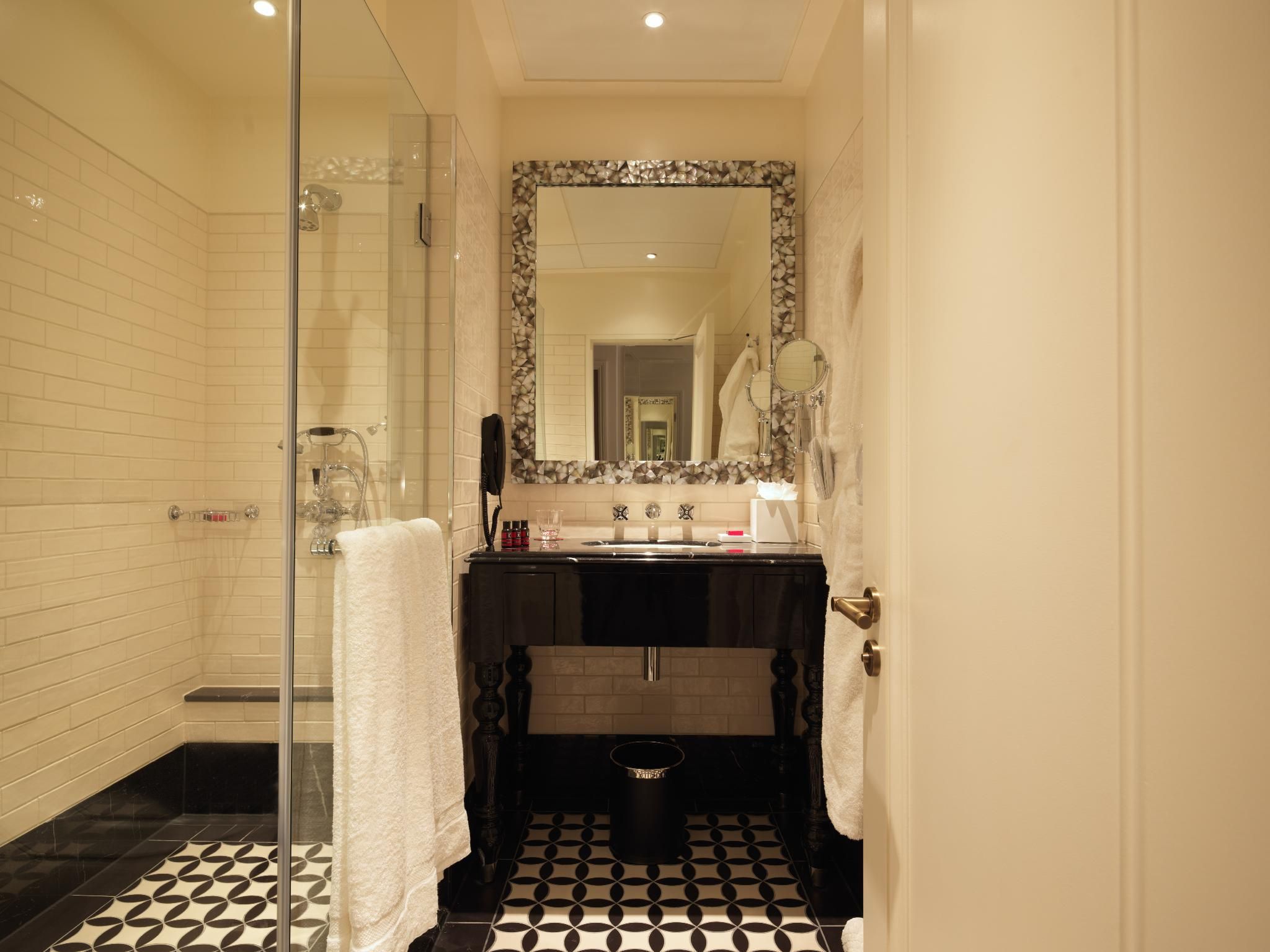 undefined The Lalit London 10