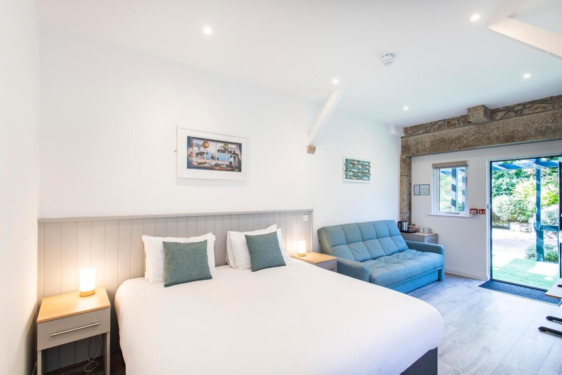 Quadruple Room with Shower - Annex