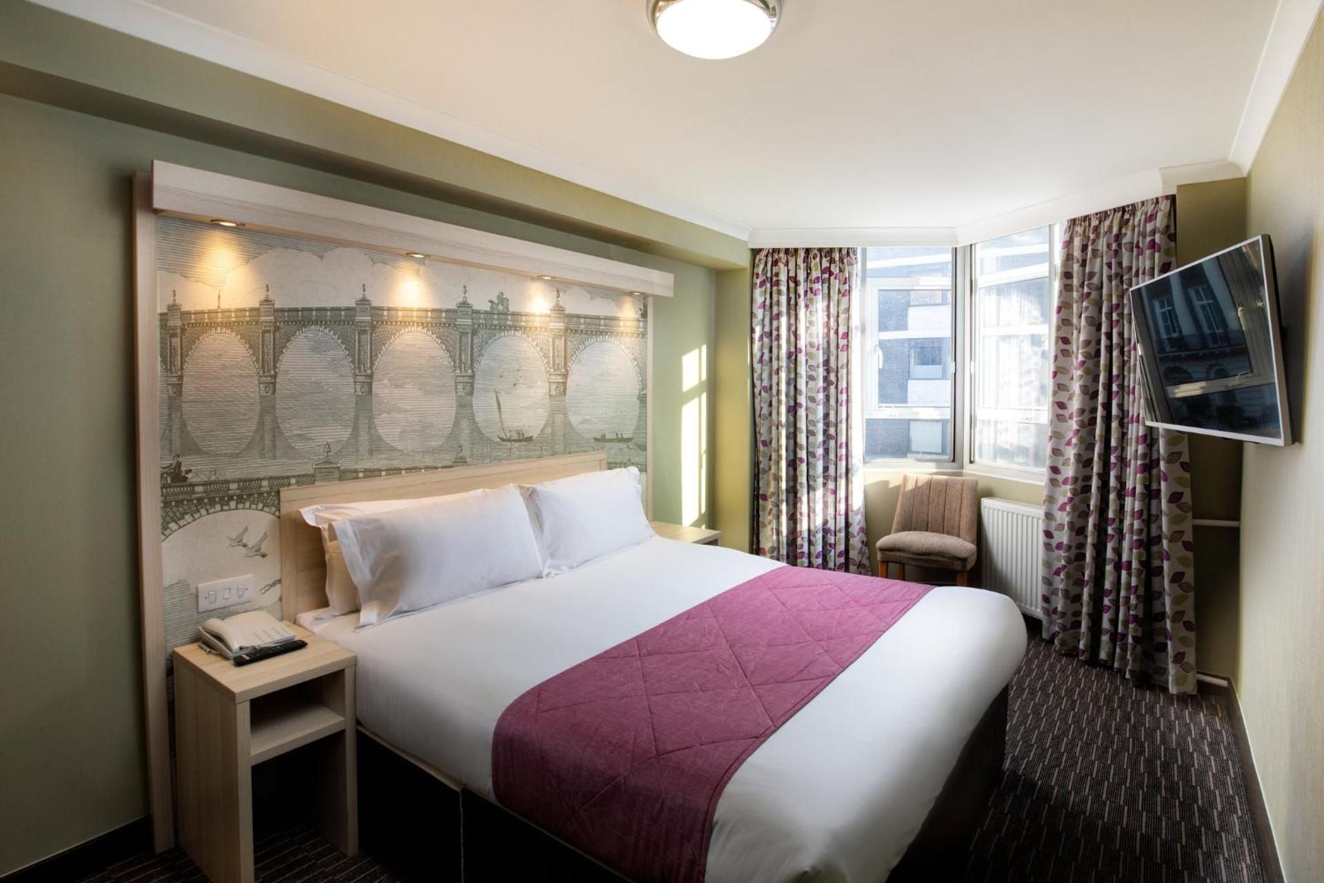 President Hotel Double Room 4