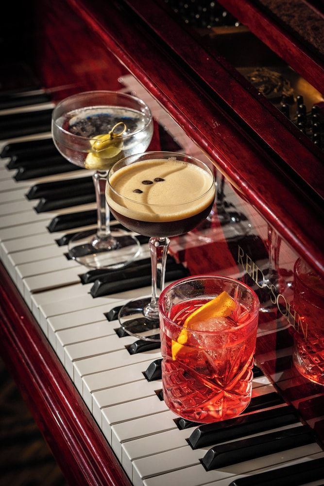 undefined President Hotel 9