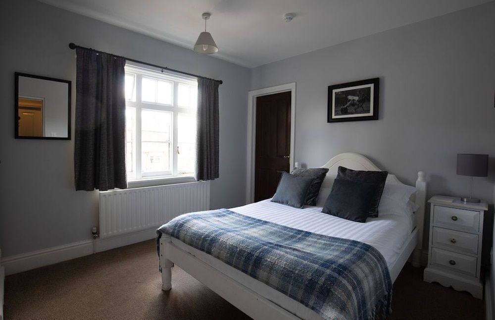 The Sun Inn Double Room, Ensuite 2