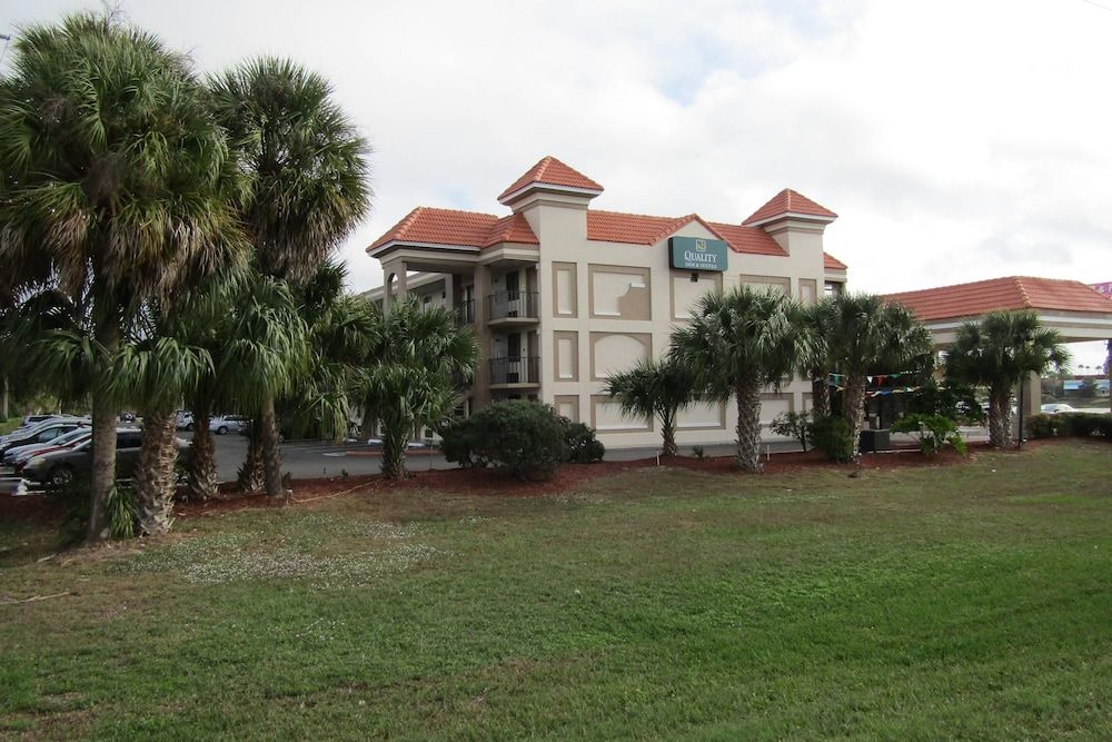 undefined Quality Inn & Suites Kissimmee near Main Gate 6
